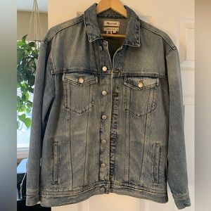COPY - Madewell oversized trucker jean jacket size M